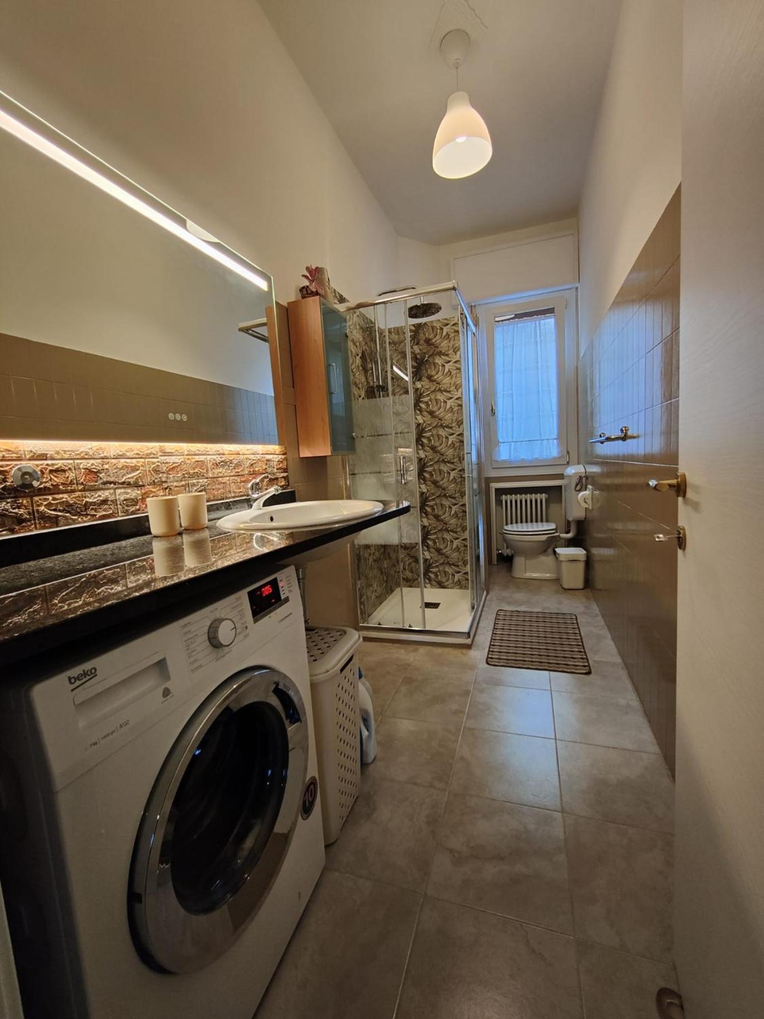 Elegante Appartamento 90 Mq Zona Corticella Fiera 볼로냐 외부 사진